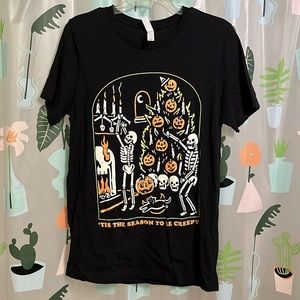 Black w/skeletons design Tee shirt